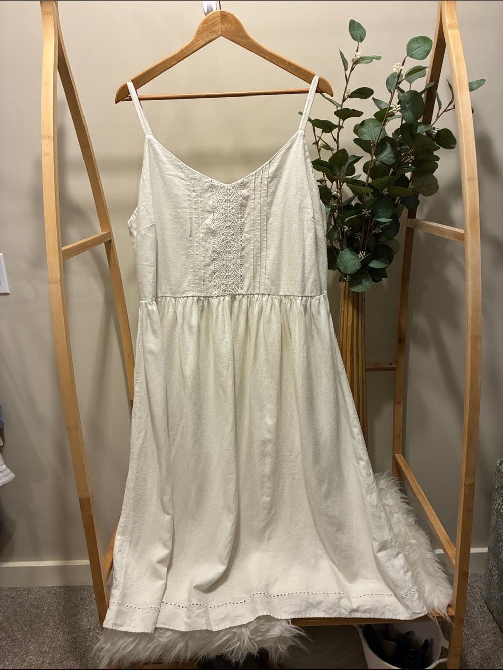 Old Navy 100% Cotton Cream Eyelet Sundress a258